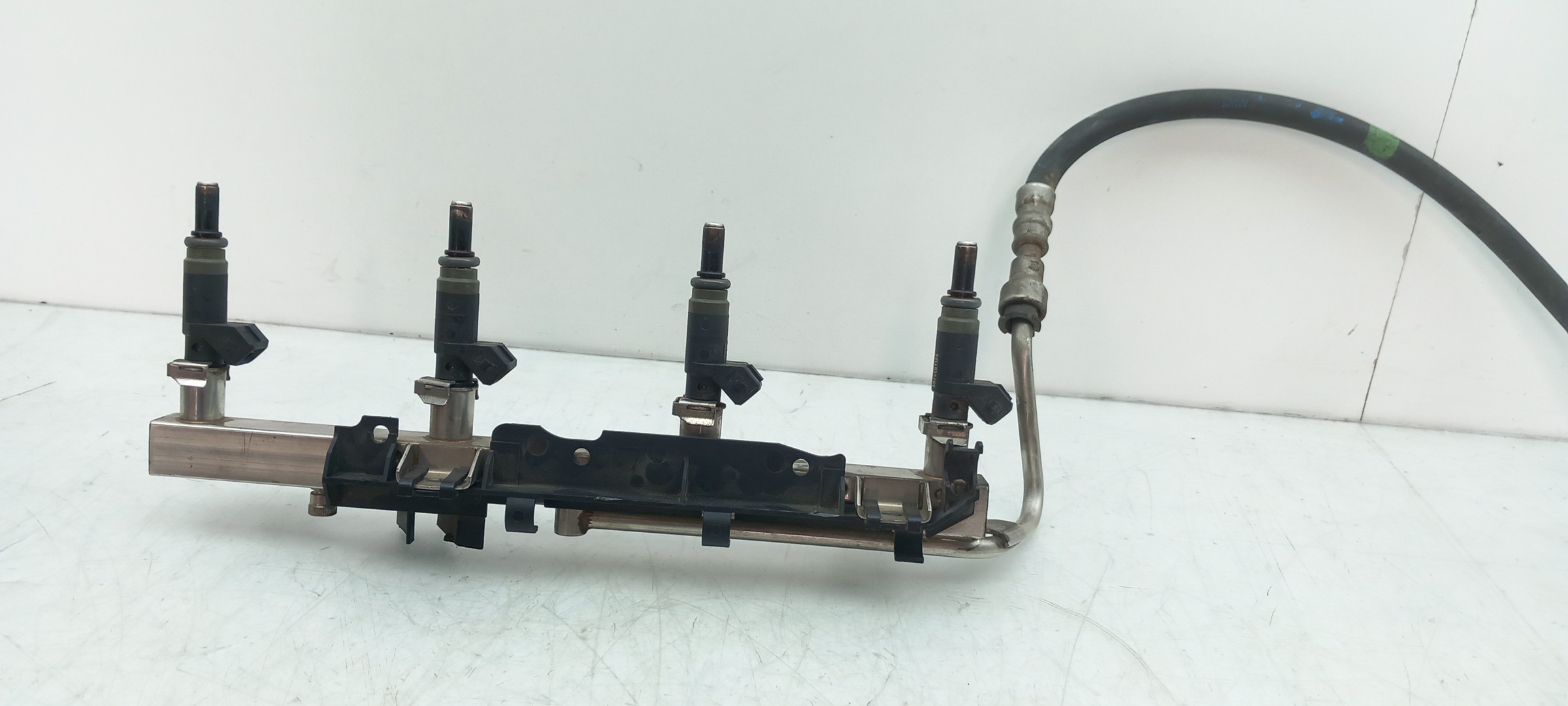 Injection rail BMW 1 (E87) 116 i 12226540 BParts