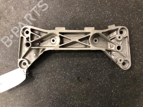 Used Gearbox mount Gearbox mount 18259990 18259990