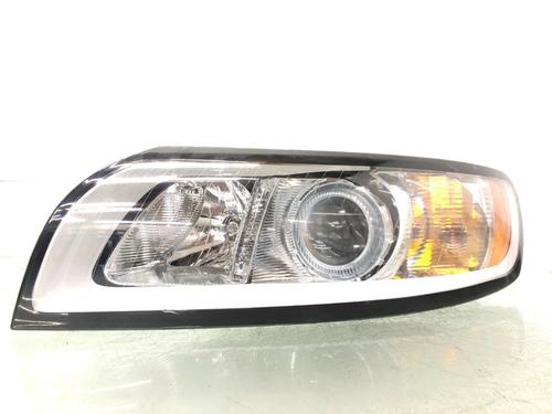 Phare gauche VOLVO V50 (545) D2 (114 hp) 31289140
