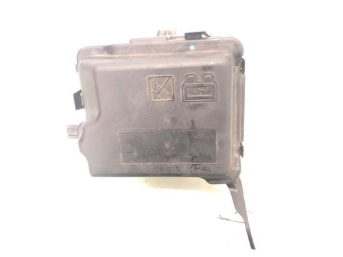 Used Fuse box Fuse box 22606522 22606522