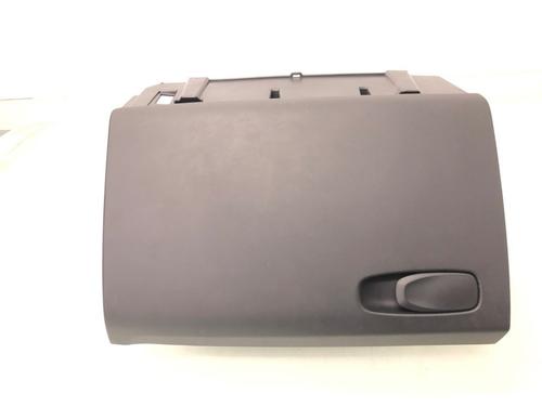 Used Glove box VOLVO V40 Hatchback (525) D2 (120 hp) 23275891