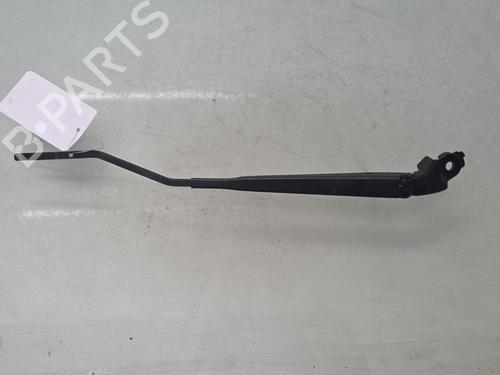 Used Front windshield wiper arm Front windshield wiper arm 39405319 39405319