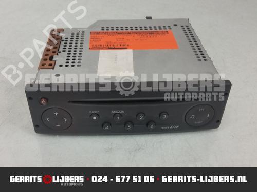 Used Radio RENAULT LAGUNA II (BG0/1_) 1.6 16V (BG0A, BG0L) (107 hp) 12248050