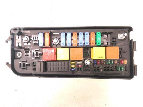 Used Fuse box Fuse box 16104079 16104079