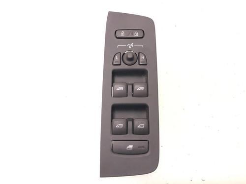 switch-volvo-v40-hatchback-525-2012-2013-2014-2015-2016-2017-2018-2019-29388156 main image