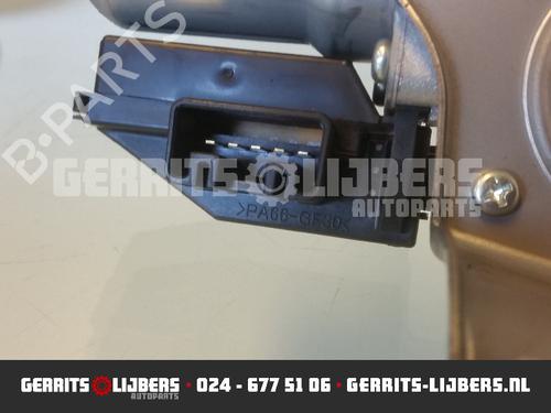Rear wiper motor TOYOTA YARIS (_P13_) 1.5 Hybrid (NHP130_, NHP130) | BP12249394M102 