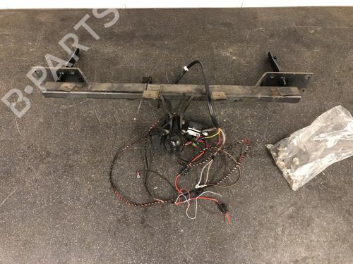 Used Tow ball/Mechanism OPEL MERIVA B MPV (S10) 1.4 (75) (140 hp) 28717712