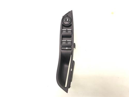 Used Switch FORD FOCUS III 1.6 TDCi ECOnetic (105 hp) 24028578