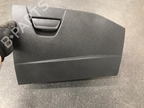 Used Glove box FORD FOCUS III 1.0 EcoBoost (125 hp) 12479747