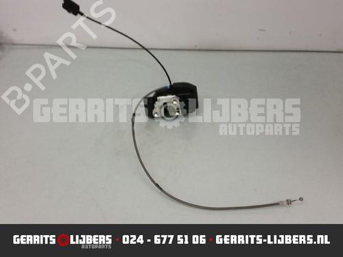 Used Rear right lock NISSAN NOTE (E11, NE11) 1.6 (110 hp) 13155868