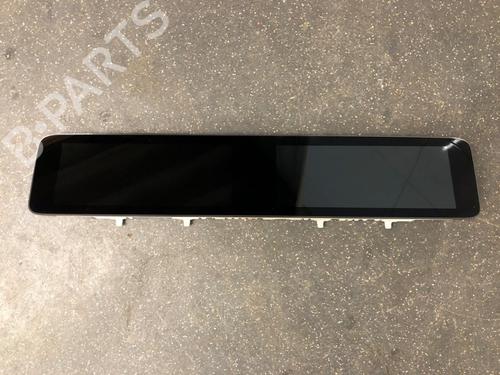 Used Display monitor MERCEDES-BENZ A-CLASS (W177) A 180 (177.084) (136 hp) 12486071