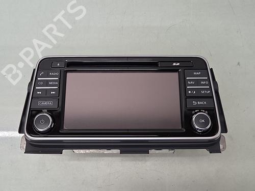 Used Radio Radio 38068308 38068308