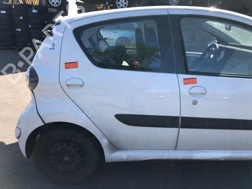 Dør høyre bak TOYOTA AYGO (_B1_) 1.0 (KGB10_, KGB10R) (68 hp) 25995224