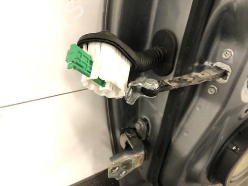 Right front door SUZUKI SWIFT IV (FZ, NZ) 1.6 (AZG416, AZH416, RS416, ZC32S, ZA32S) | BP25995086C3 