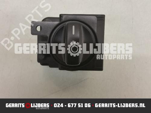 Used Headlight switch MERCEDES-BENZ A-CLASS (W169) A 150 (169.031, 169.331) (95 hp) 12248370