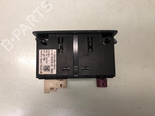 Other MERCEDES-BENZ CLA (C118) CLA 200 (118.387) | BP25704820O1