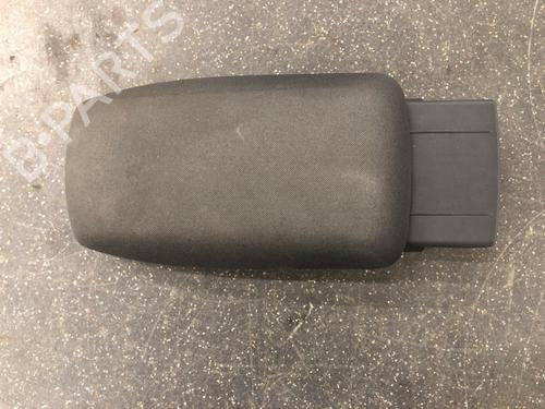 Armrest / Center console TOYOTA AURIS Estate (_E18_) 1.8 Hybrid (ZWE186_, ZWE186R, ZWE186H) | BP12998229I20 