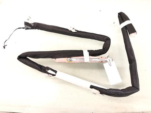 Used Left curtain airbag Left curtain airbag PEUGEOT 5008 II (MC_, MJ_, MR_, M4_) 1.6 THP 165 (M45GZW, M45GYW, M45GYV) (165 hp) 15633203 15633203