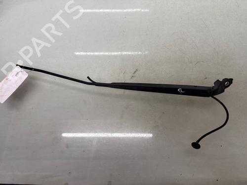 Used Front windshield wiper arm CITROËN C4 CACTUS 1.6 BlueHDi 100 (99 hp) 26923497