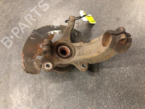 Used Left front steering knuckle VOLVO XC70 II (136) D5 AWD (185 hp) 12480243