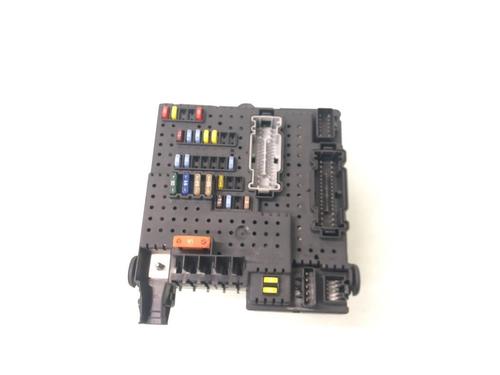 Used Fuse box Fuse box 25704551 25704551