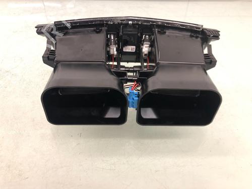 Air vent MERCEDES-BENZ E-CLASS Coupe (C207) E 200 CGI (207.348) | BP15630239I21 