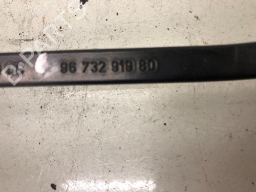 Front windshield wiper arm PEUGEOT 208 I (CA_, CC_) 1.0 VTi | BP22606579C143 