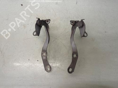 Dørhængsel/Dørbegrænser PEUGEOT 107 (PM_, PN_) 1.0 (68 hp) 32855979