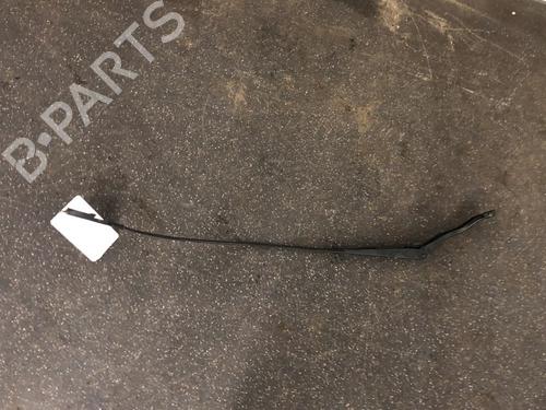 Used Front windshield wiper arm OPEL CORSA D (S07) 1.2 (L08, L68) (80 hp) 28018645