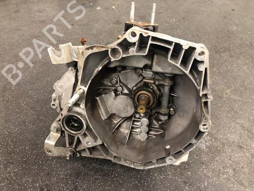 Used Gearbox OPEL COMBO Box Body/MPV (X12) 1.3 CDTI (B05) (90 hp) 25021365