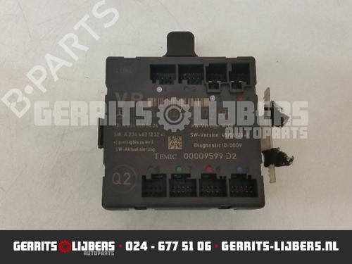 Used Comfort control module MERCEDES-BENZ C-CLASS (W204) C 320 CDI (204.022) (224 hp) 12247955