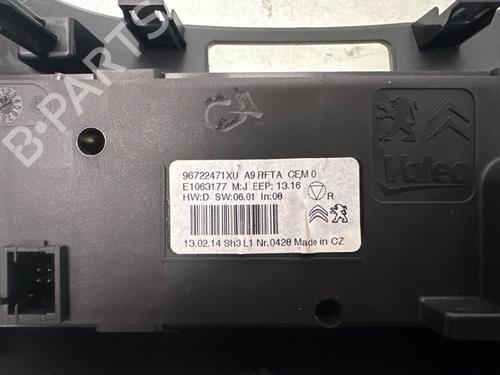 Climate control PEUGEOT 208 I (CA_, CC_) 1.2 VTI 82 | BP31289311I5