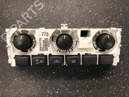 Used Climate control VOLVO V40 Estate (645) 1.8 (122 hp) 15631176