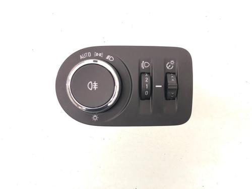 Used Headlight switch OPEL GRANDLAND / GRANDLAND X (A18, P1UO) 1.2 (75) (131 hp) 12483633