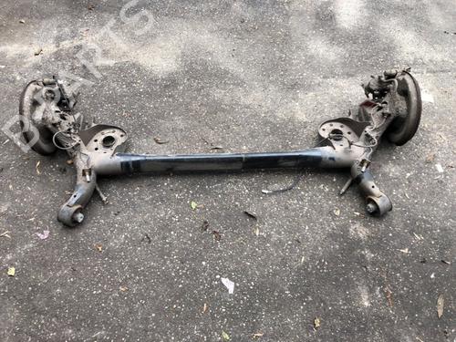 Assale posteriore TOYOTA YARIS (_P13_) 1.5 Hybrid (NHP130_, NHP130) (101 hp) 29699880