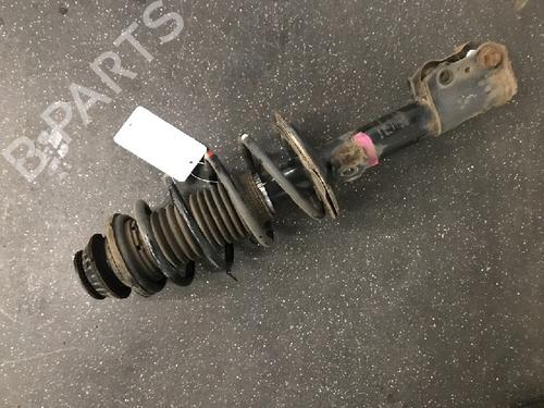 Used Left front shock absorber TOYOTA YARIS (_P13_) 1.5 Hybrid (NHP130_, NHP130) (101 hp) 12480246