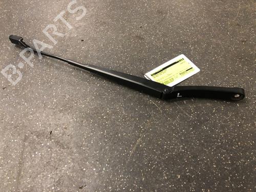Used Front windshield wiper arm VW POLO V (6R1, 6C1) 1.2 TSI (110 hp) 13163890
