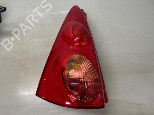 Feu arrière gauche PEUGEOT 107 (PM_, PN_) 1.0 (68 hp) 32855985
