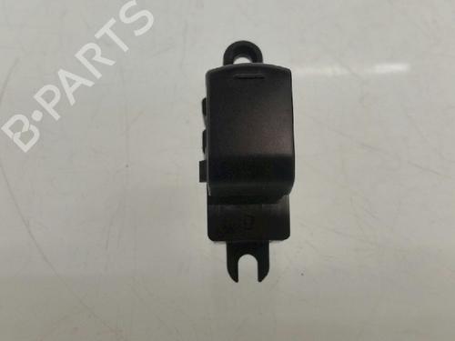 Used Switch NISSAN NOTE (E11, NE11) 1.6 (110 hp) 12472537