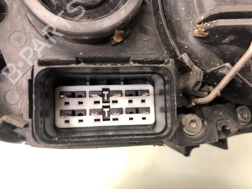 Left headlight VOLVO S40 II (544) 2.4 | BP28018754C28 - Image 4