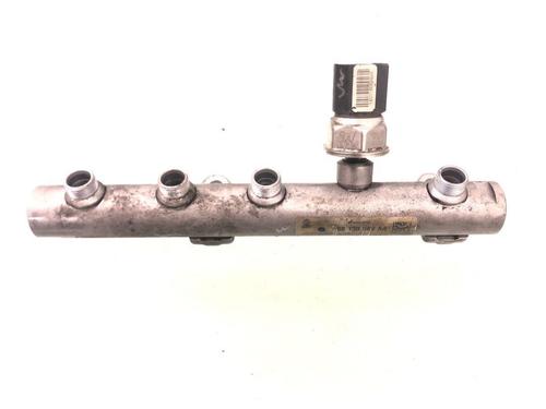 Used Injection rail Injection rail 15647246 15647246
