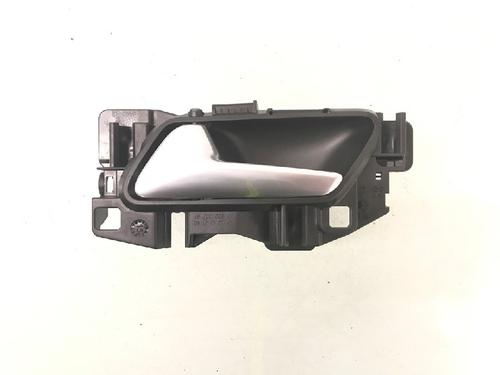 Used Rear left exterior door handle Rear left exterior door handle PEUGEOT 308 SW II (LC_, LJ_, LR_, LX_, L4_) 1.6 BlueHDi 120 (120 hp) 12477569 12477569