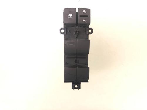 Used Switch TOYOTA COROLLA Cross (ZVG1_, ZSG1_, MXGH1_, MXGA1_) 2.0 VVTi Hybrid (MXGH12, MXGH10) (196 hp) 15631814