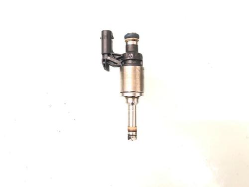 Used Injector VW POLO V (6R1, 6C1) 1.2 TSI (110 hp) 12485545