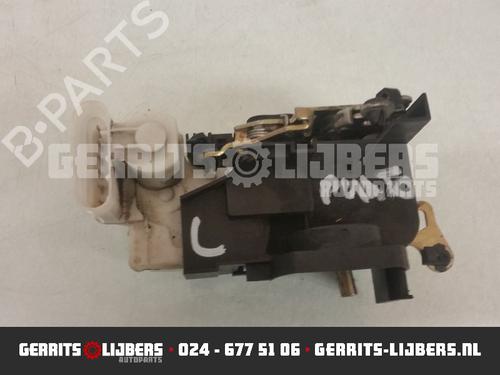 Front left lock FIAT PUNTO (188_) 1.2 16V 80 (188.233, .235, .253, .255, .333, .353, .639,... | BP13155944C98 