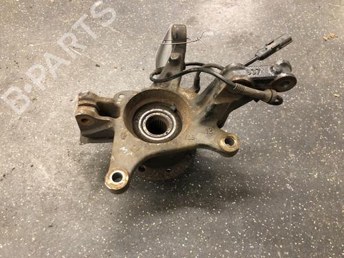 Used Left front steering knuckle RENAULT CAPTUR I (J5_, H5_) 1.2 TCe 120 (118 hp) 12486727