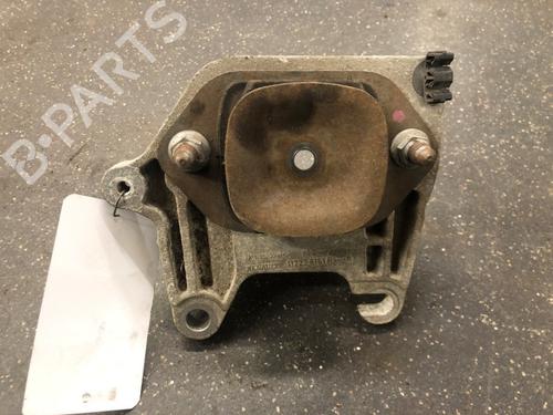 Used Gearbox mount OPEL VIVARO B Van (X82) 1.6 CDTI (05) (116 hp) 18828367