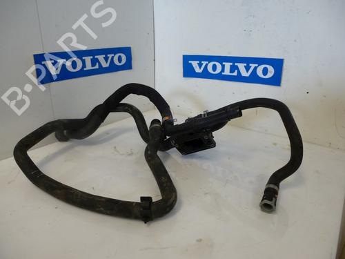 Used Thermostat housing Thermostat housing 13158086 13158086