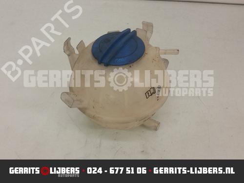 Used Expansion tank VW TOURAN (1T3) 1.6 TDI (105 hp) 12248276