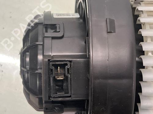 Heater blower motor DACIA SPRING EV (B6M1) | BP37222933M62 - Image 4